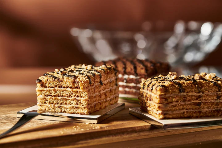 Honey Cake MARLENKA® with Walnuts 100g